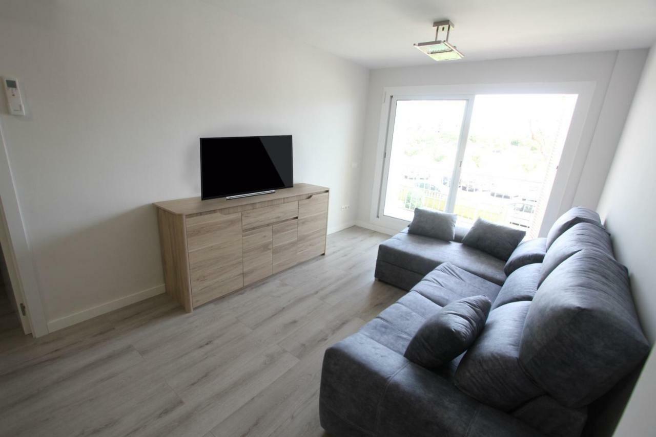 Carrer De Victoria Dels Angels, 11 Apartment La Pineda Exterior photo
